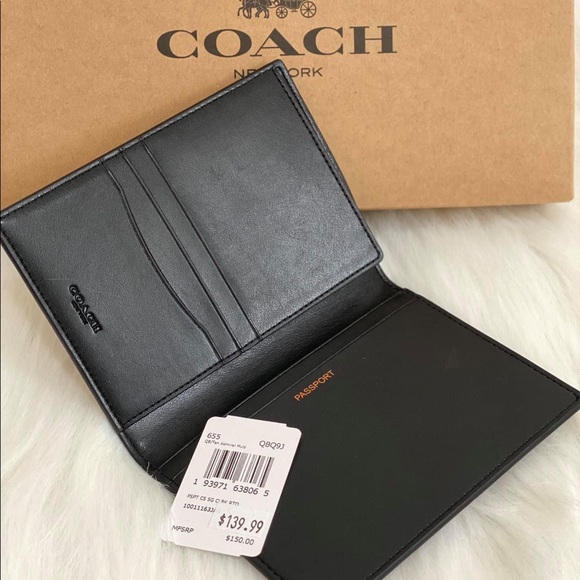 COACH PASSPORT HOLDER FOR MEN - Picture 2 of 3